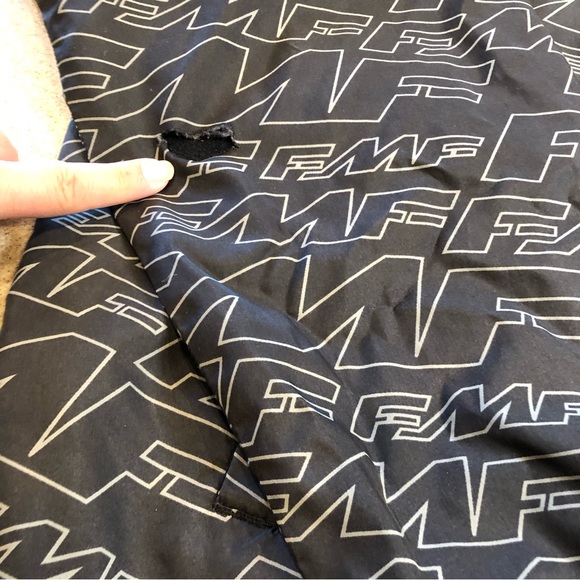 XL FMF snap fron windbreaker as-is - Picture 4 of 10